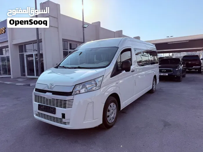 Toyota Hiace 2020 photo 2