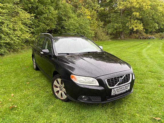 Volvo V70 2009 photo 2