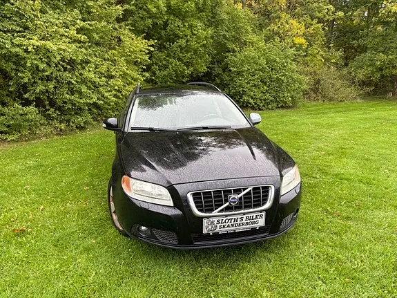 Volvo V70 2009 photo 3