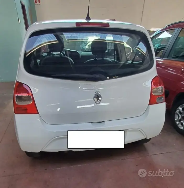 Renault Twingo 2010 photo 2