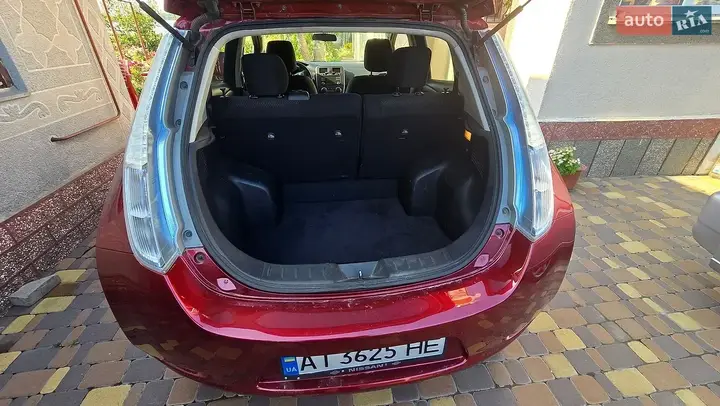 Nissan Leaf 2014 photo 5