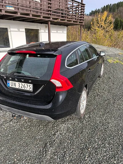 Volvo V60 2011 photo 4