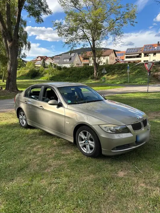 BMW 320I