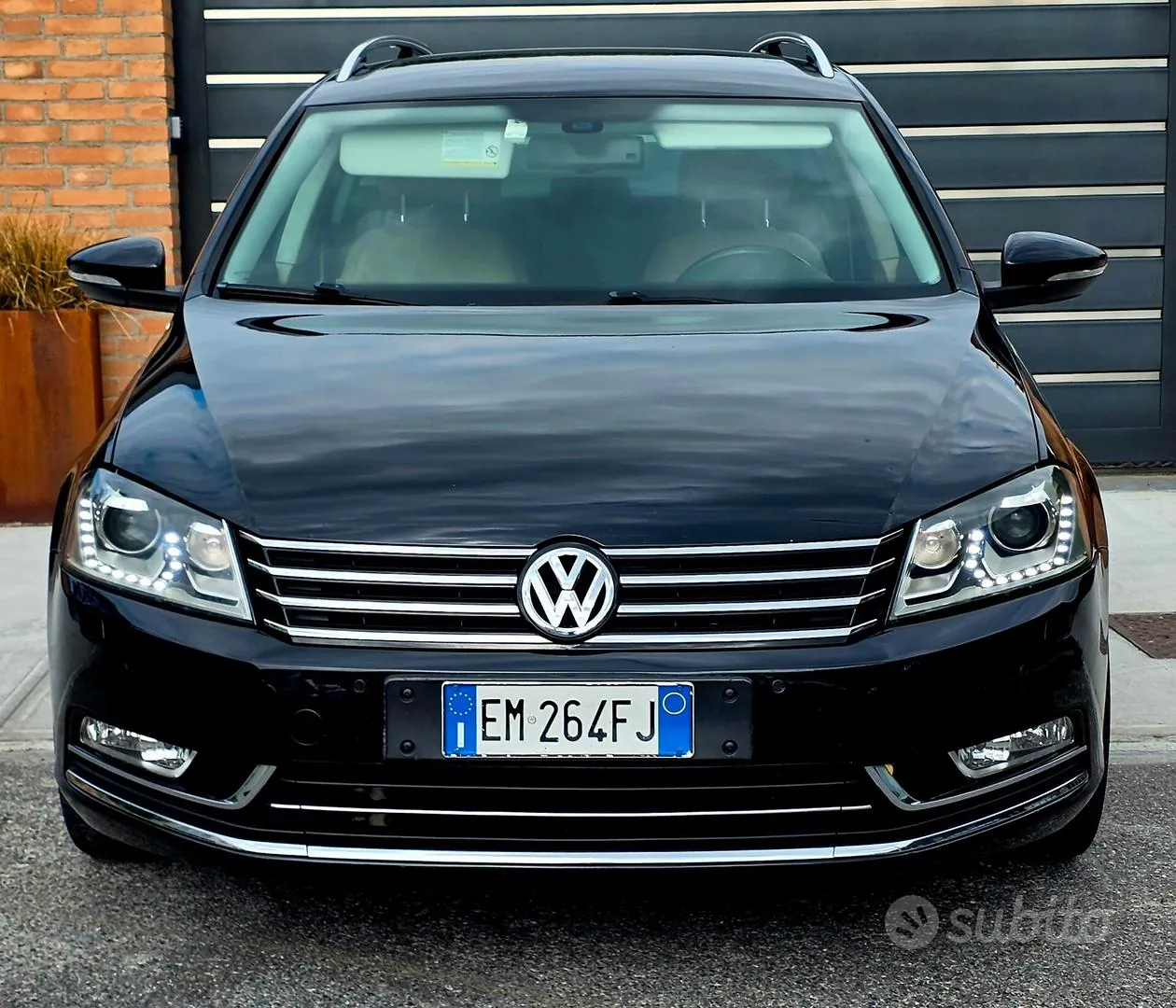 Volkswagen Passat 2012 photo 2