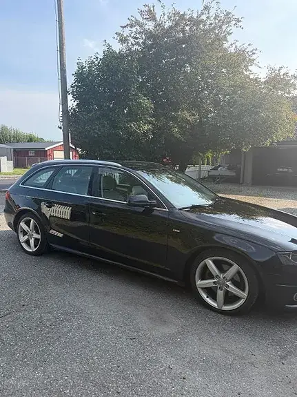 Audi A4 2012 photo 4