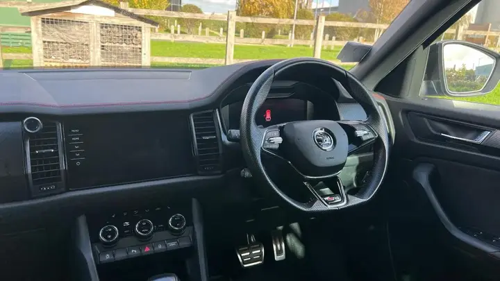 Skoda Kodiaq 2023 photo 2