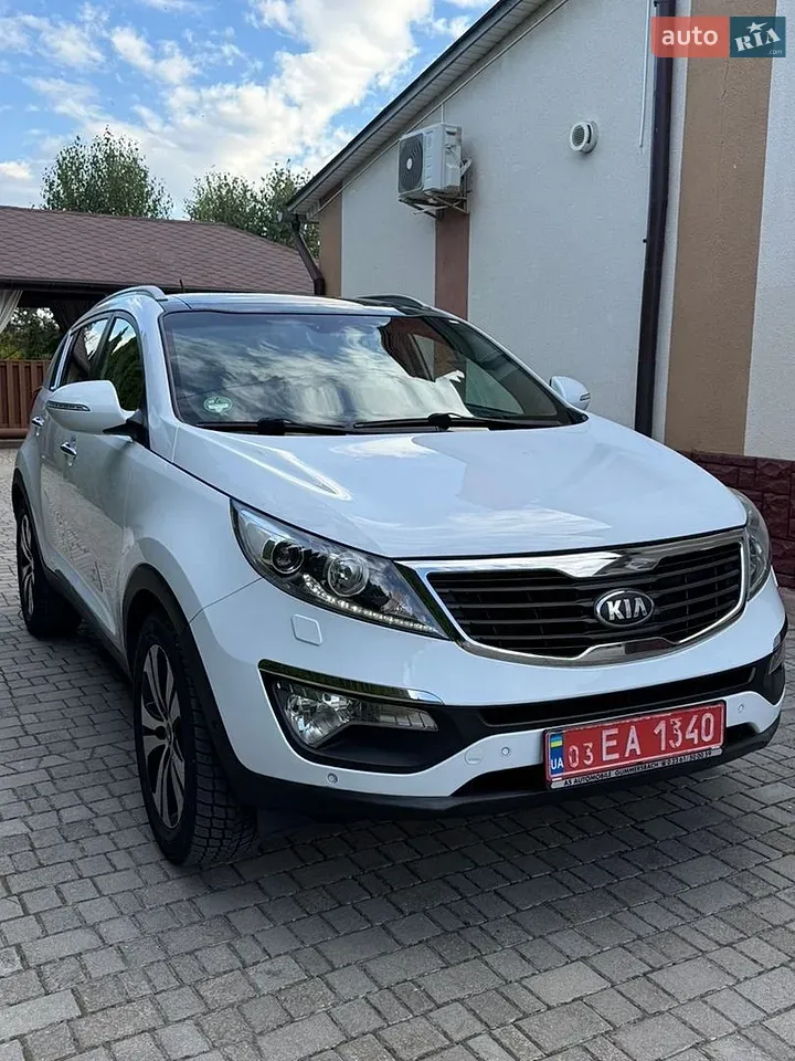 Kia Sportage 2013 photo 2