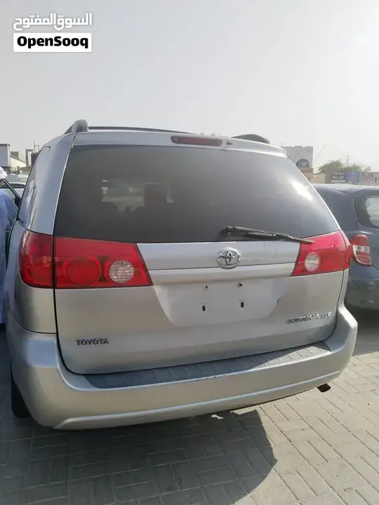Toyota Sienna 2009 photo 4