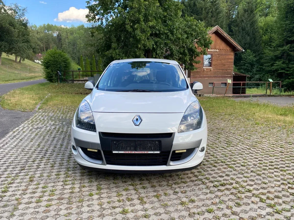 Renault Scenic 2011 photo 3
