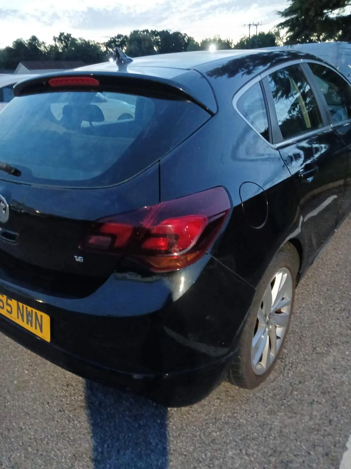 Vauxhall Astra 2016 photo 2