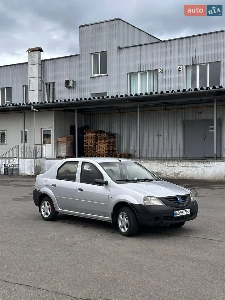 Dacia Logan 2006 photo 3