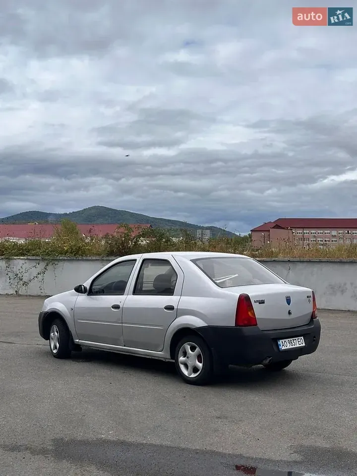 Dacia Logan 2006 photo 5