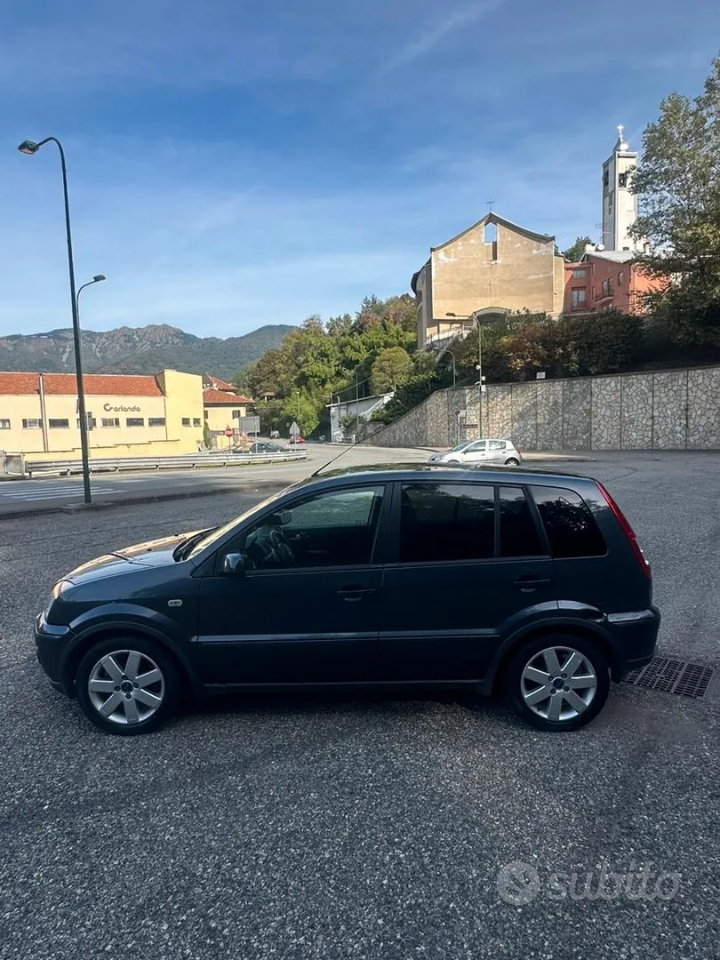 Ford Fusion 2008 photo 5