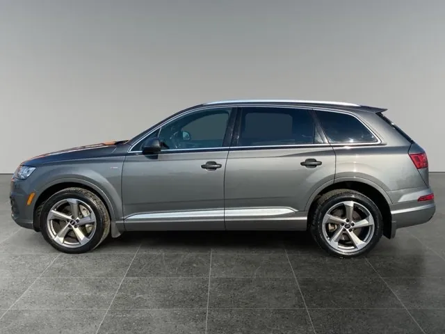 Audi Q7 2018 photo 2