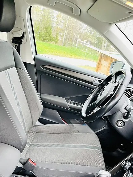 Volkswagen T-Roc 2019 photo 5