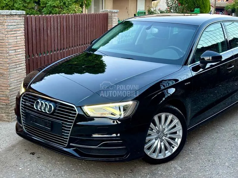 Audi A3 2015 photo 2