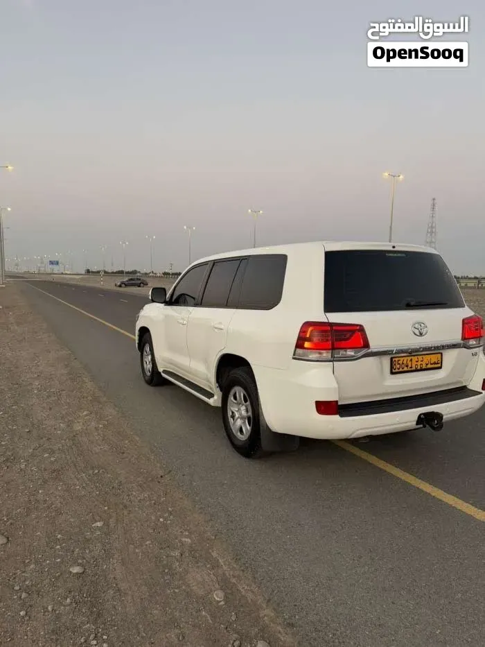 Toyota Land Cruiser 2018 photo 4