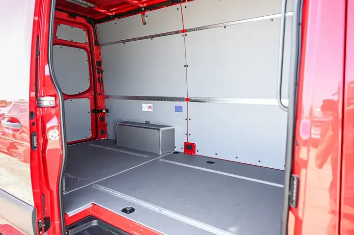 Mercedes-Benz Sprinter 2026 photo 5