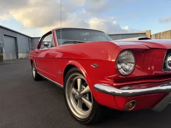 Ford Mustang 1965 photo 2