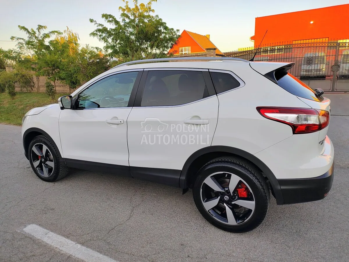 Nissan Qashqai 2015 photo 3