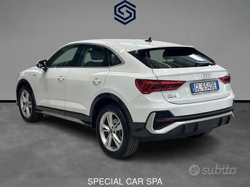 Audi Q3 2022 photo 3