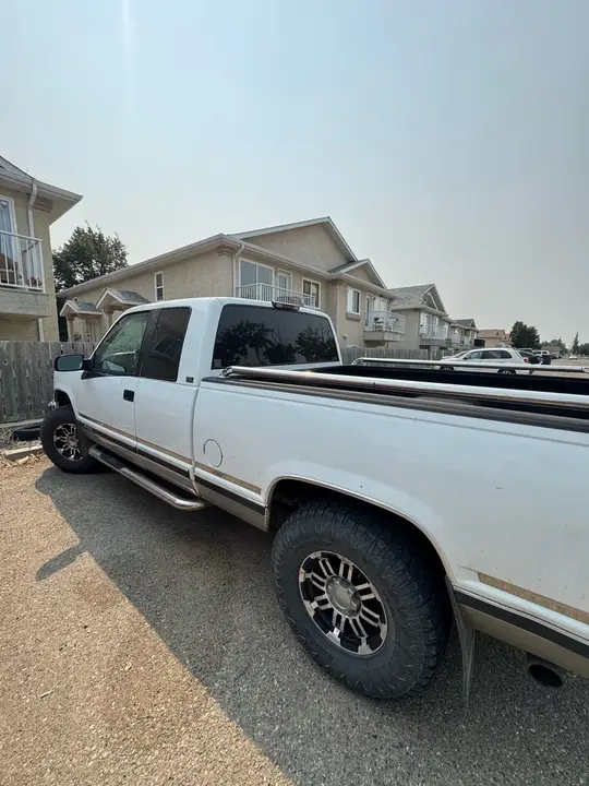 Chevrolet Silverado 1500 1995 photo 3
