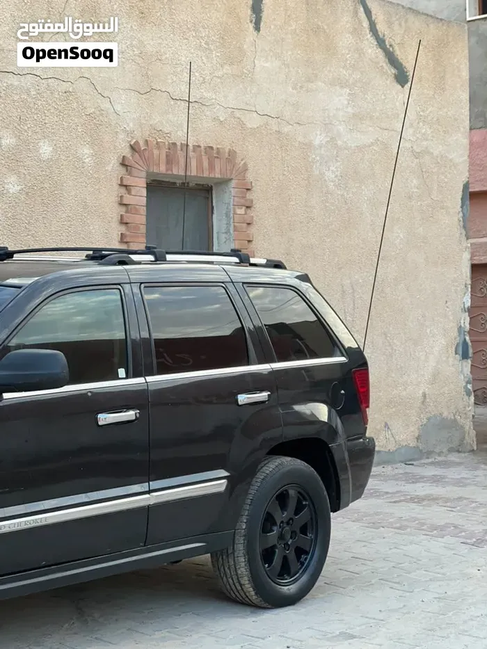 Jeep Grand Cherokee 2010 photo 3