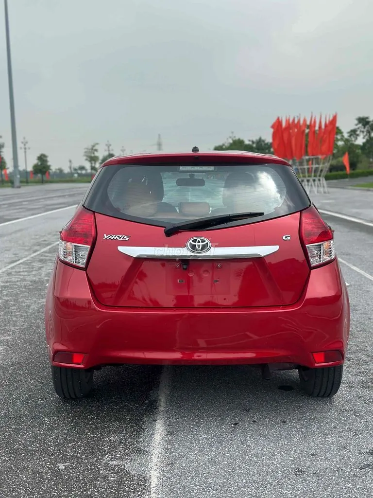 Toyota Yaris 2014 photo 2