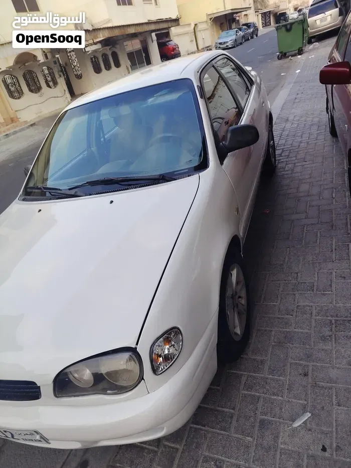 Toyota Corolla 1999 photo 2