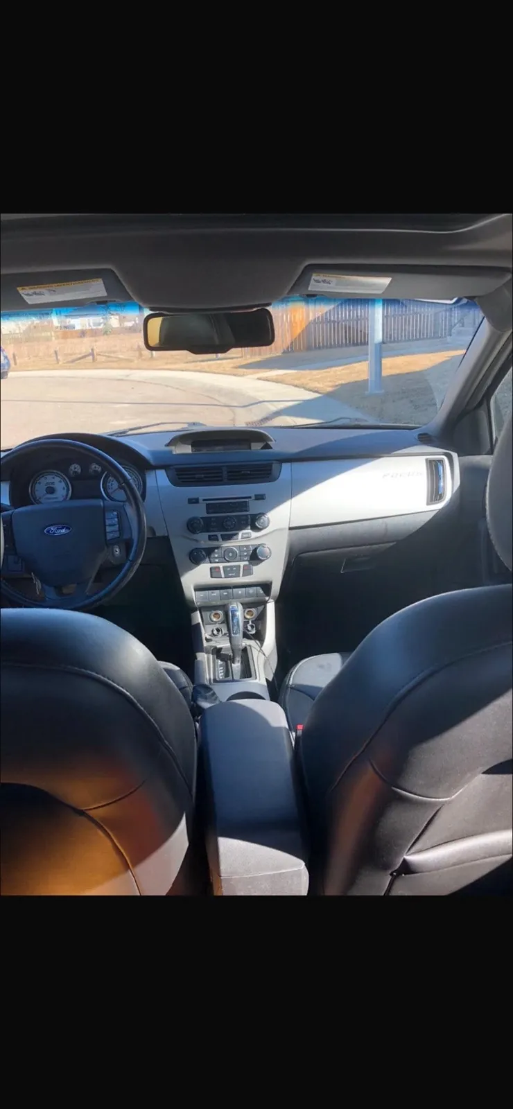 Ford Focus 2009 photo 3