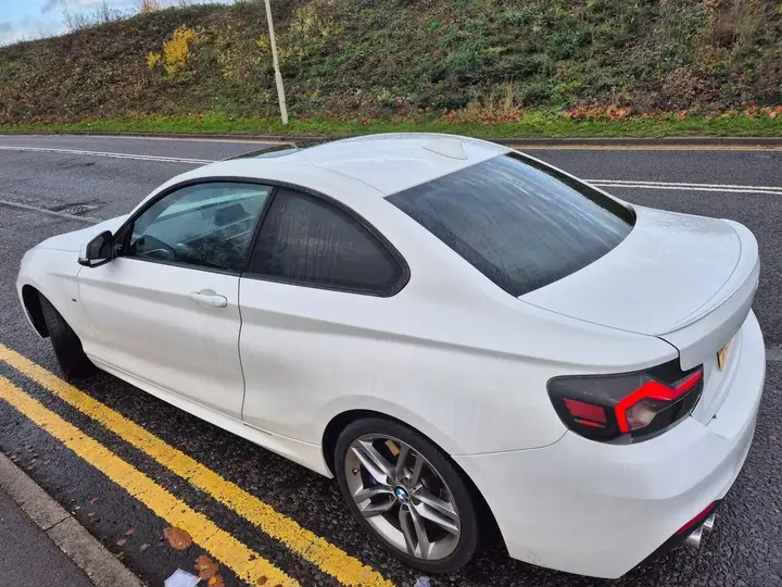 BMW 2 Series 2017 photo 2