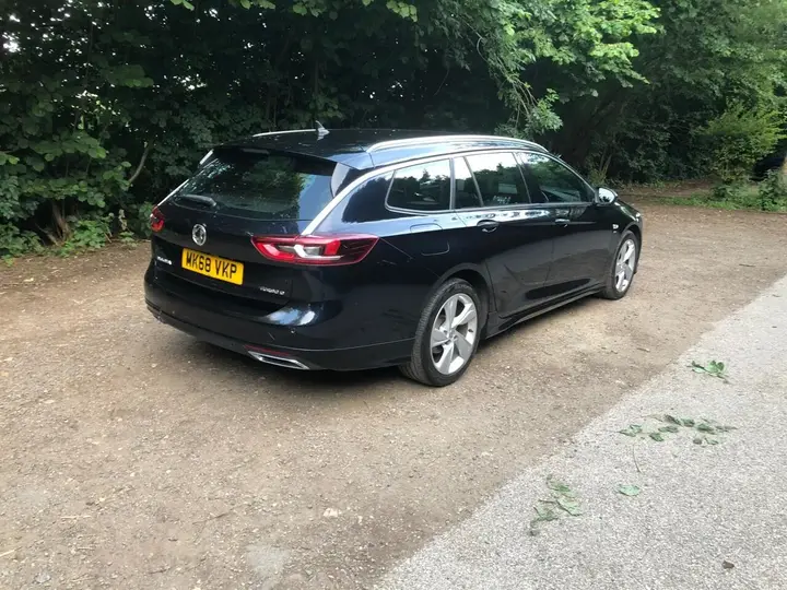 Vauxhall Insignia 2018 photo 3