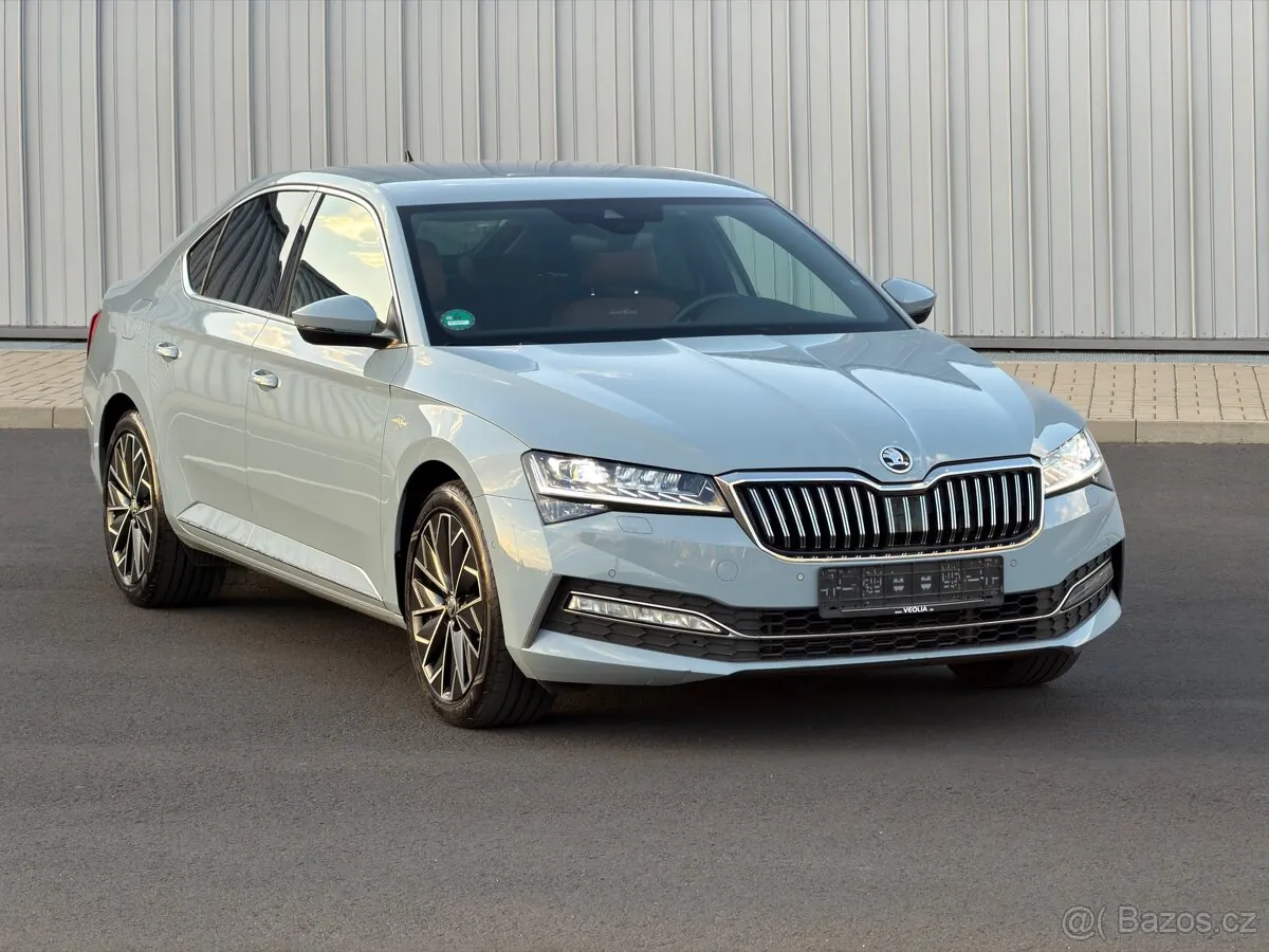 Skoda Superb 2022 photo 4