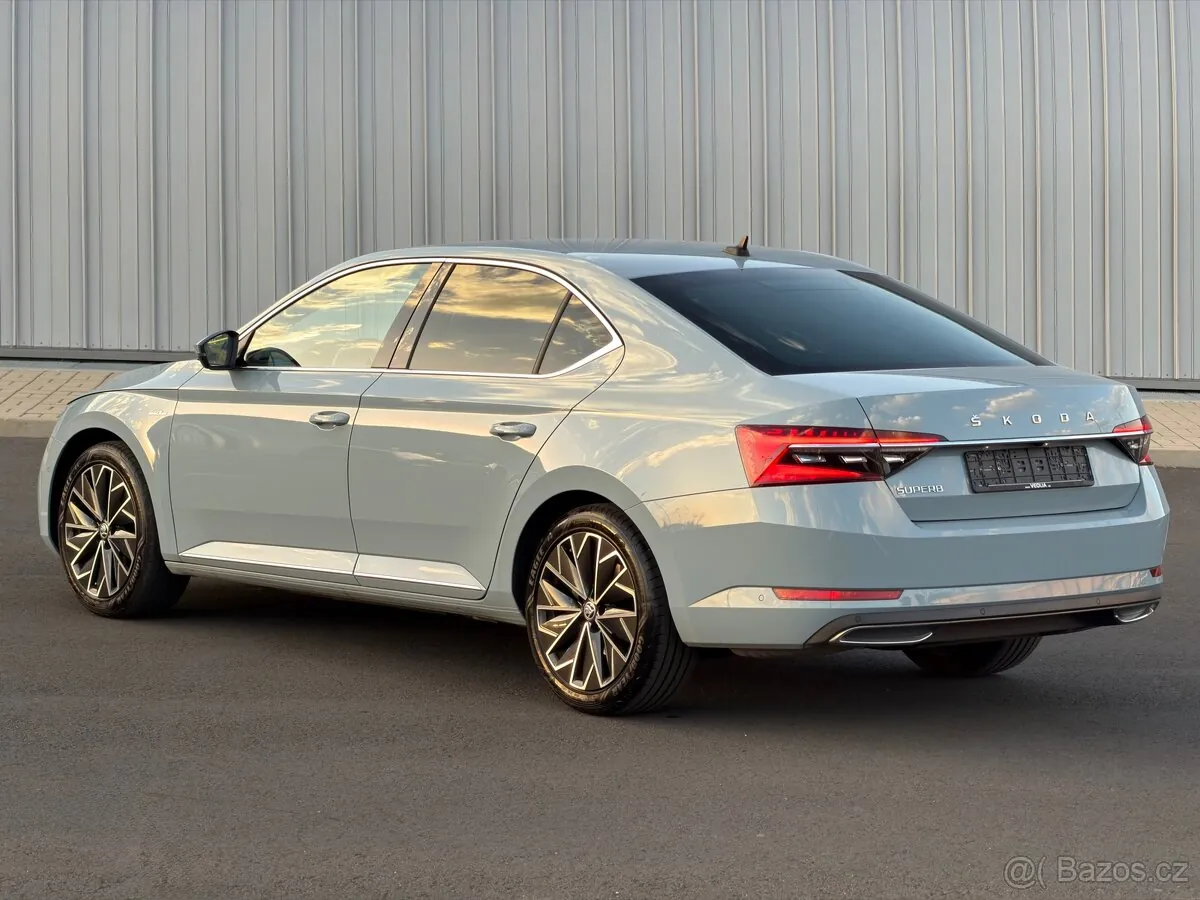 Skoda Superb 2022 photo 5