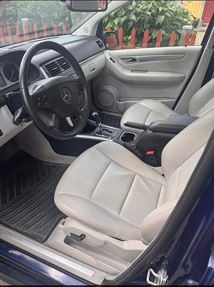 Mercedes-Benz B200 2009 photo 4