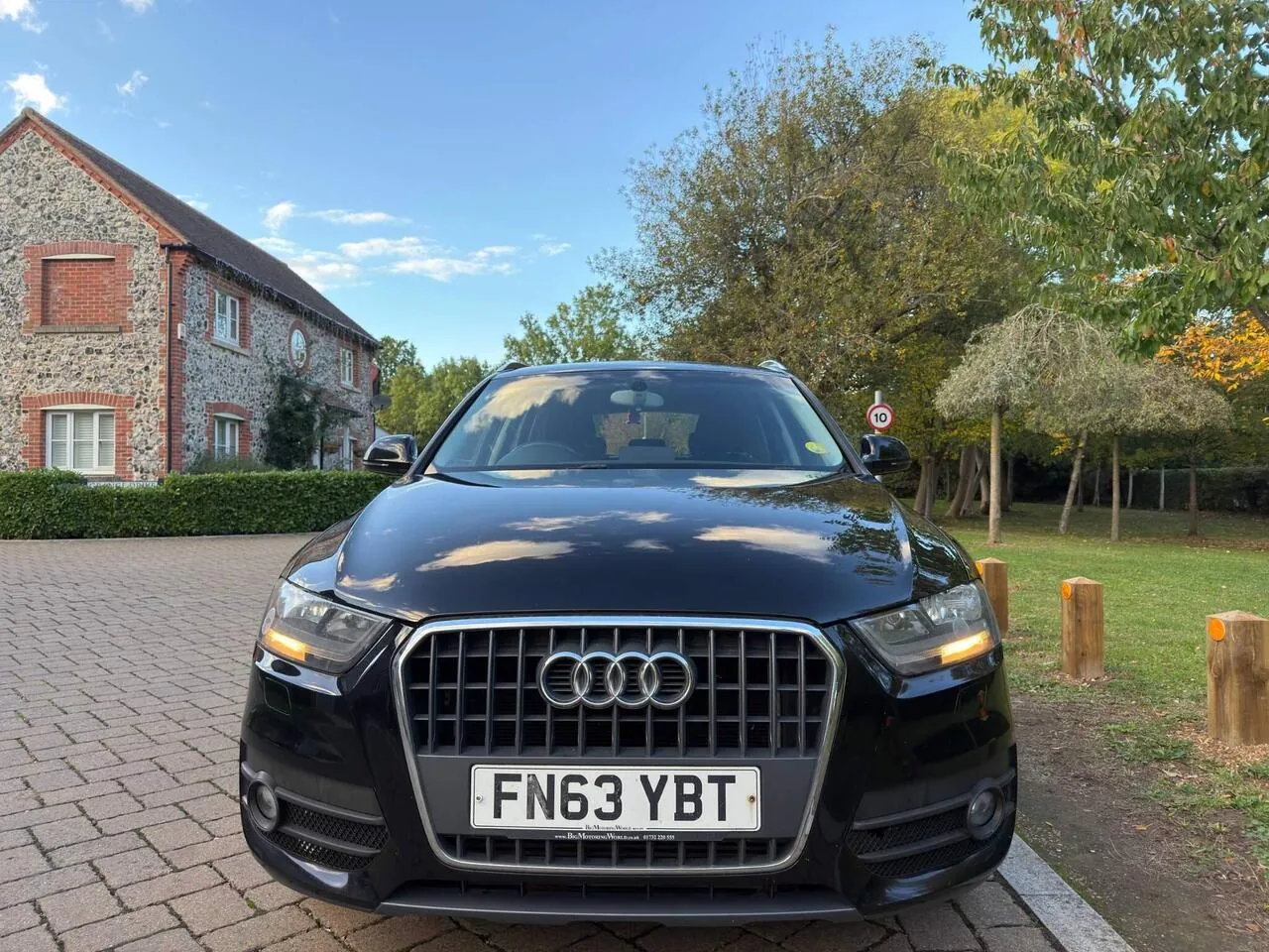 Audi Q3 2013 photo 2