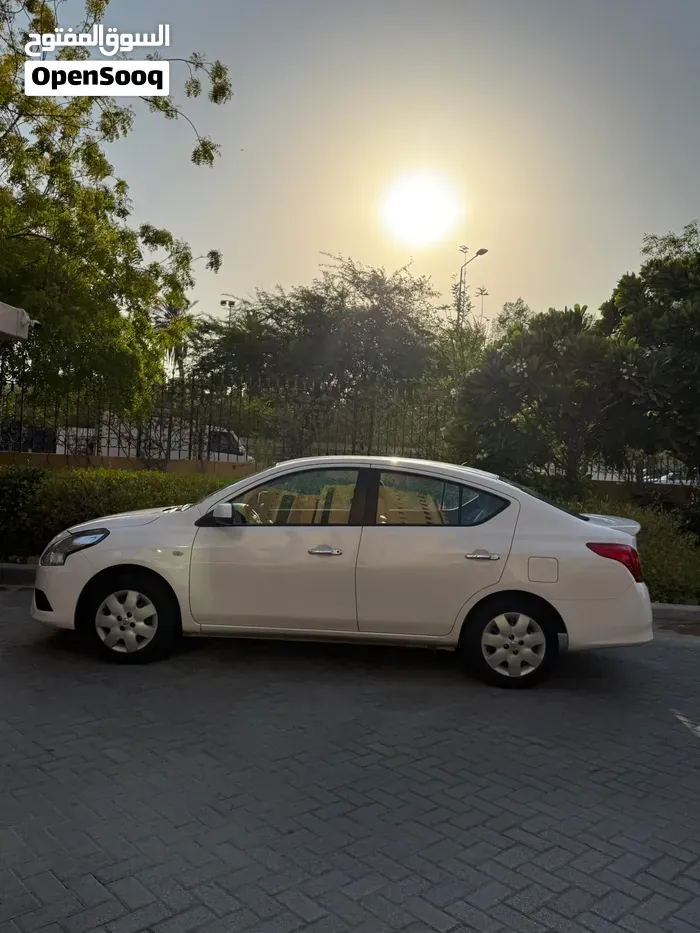 Nissan Sunny 2022 photo 3