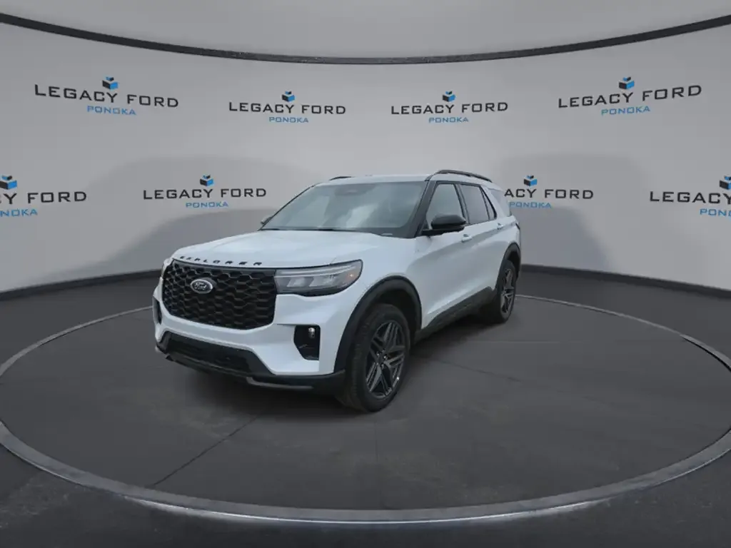 Ford Explorer 2026 photo 2