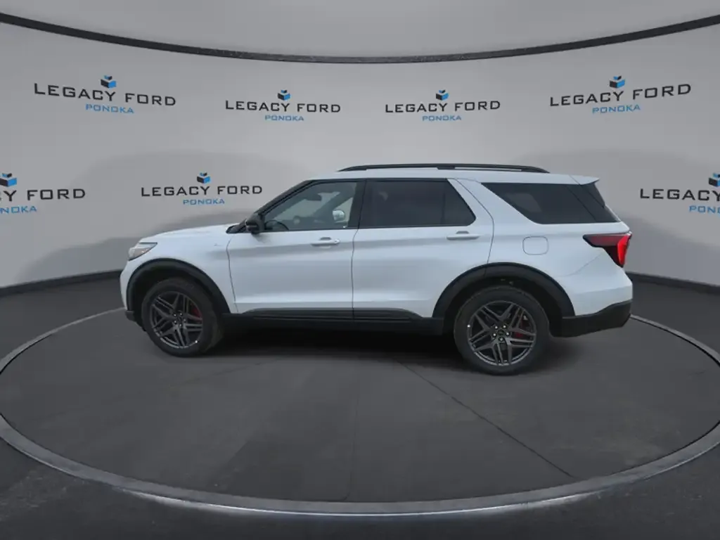 Ford Explorer 2026 photo 4