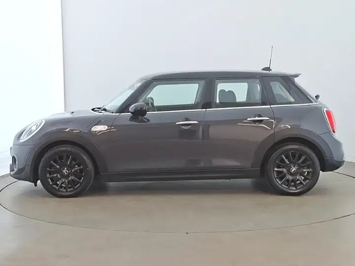 Mini Hatch 2018 photo 4