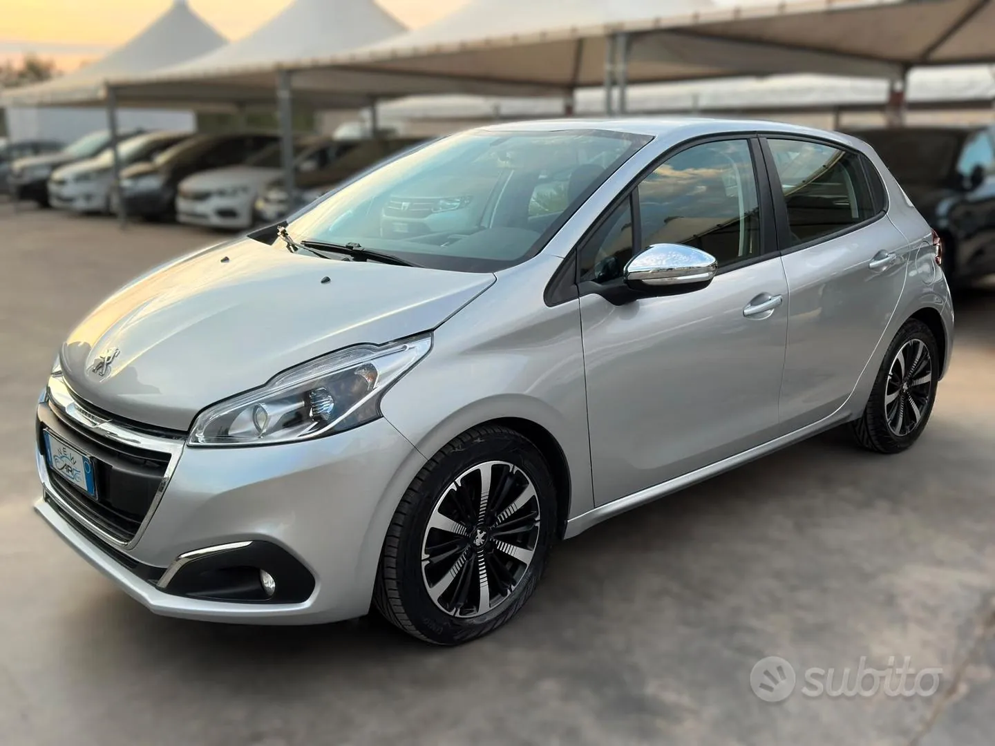 Peugeot 208 2018 photo 3