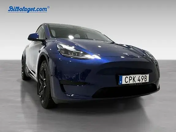 Tesla Model Y 2023 photo 2
