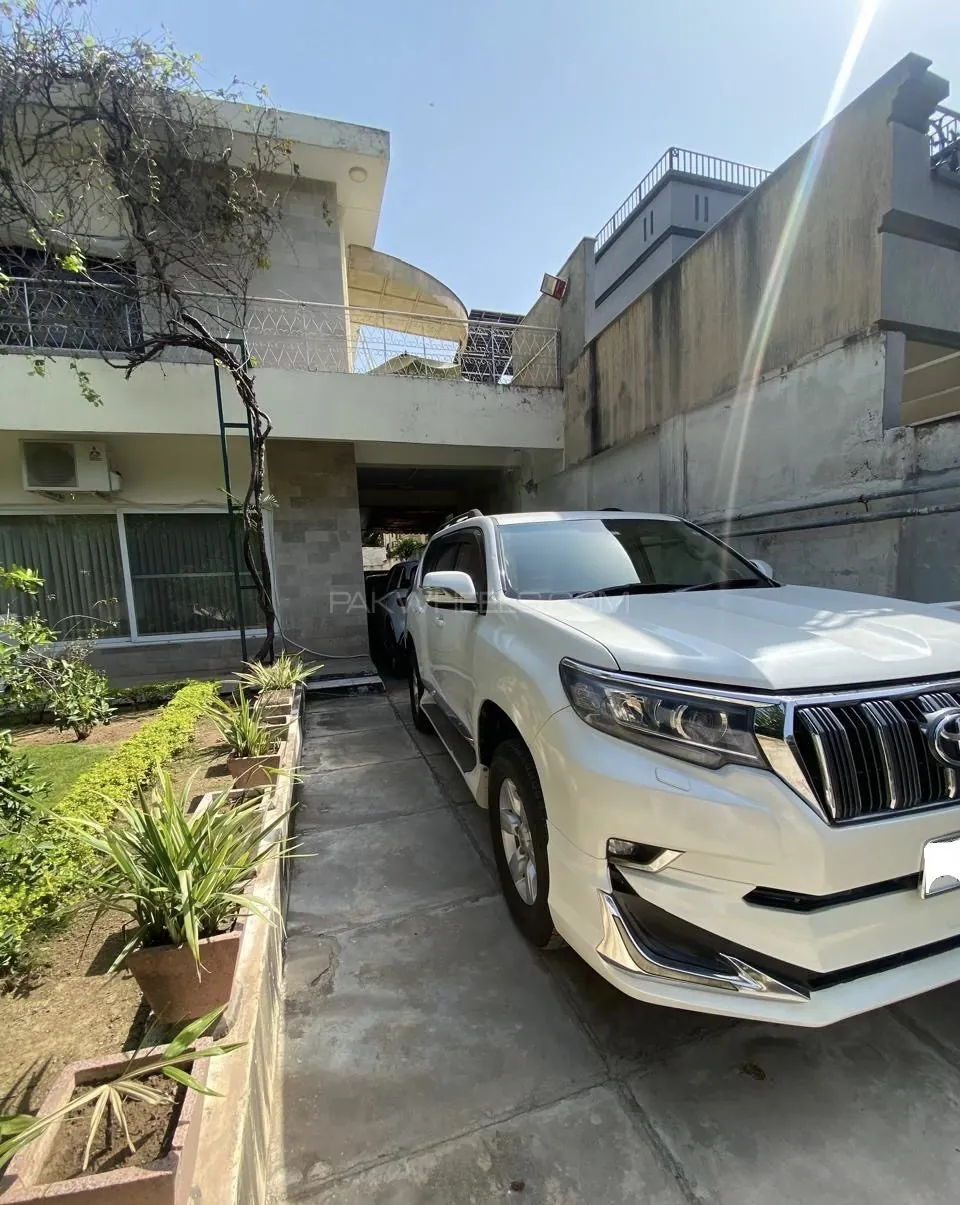 Toyota Prado