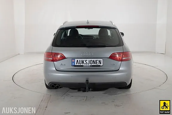 Audi A4 2011 photo 5