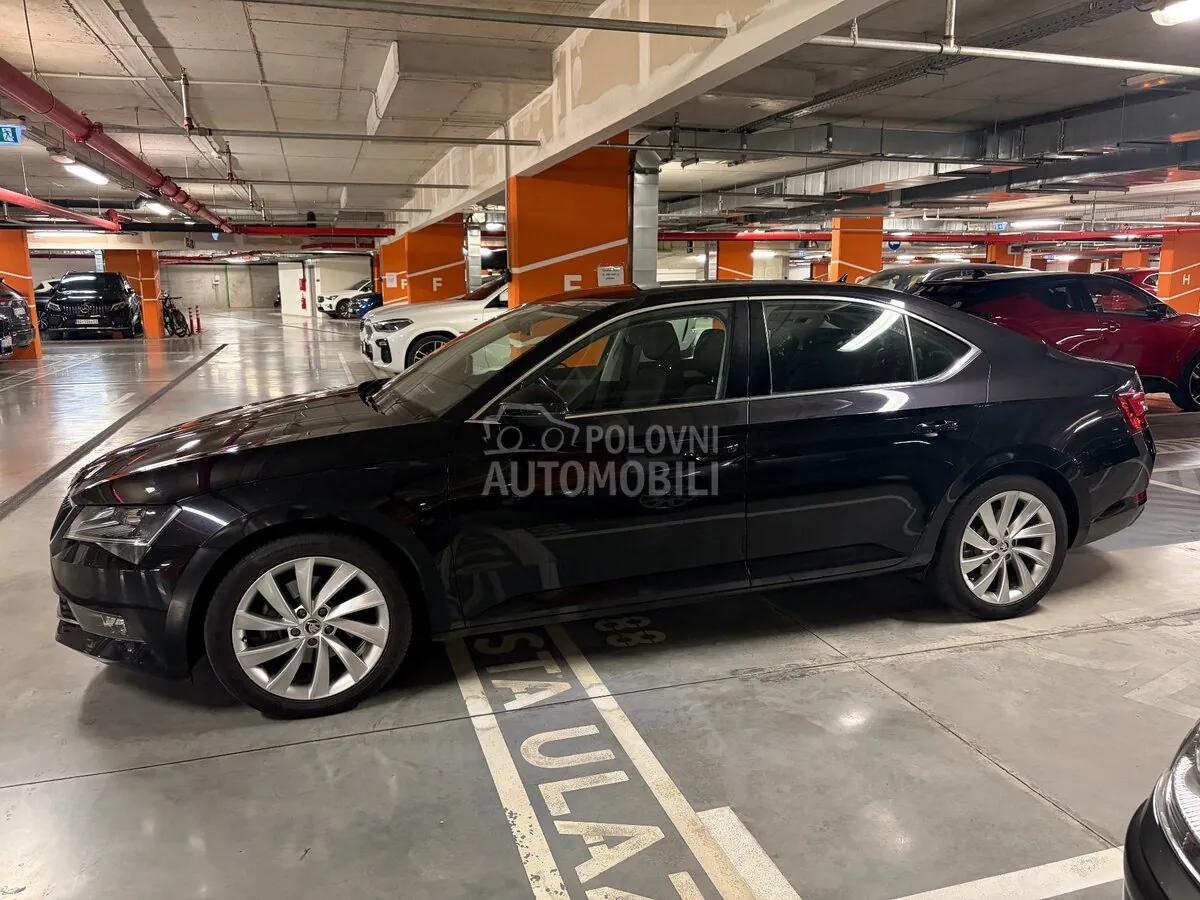 Skoda Superb 2018 photo 3
