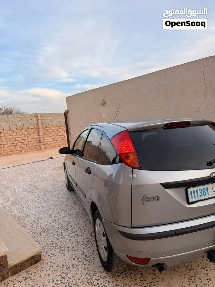 Ford Fiesta 2004 photo 2