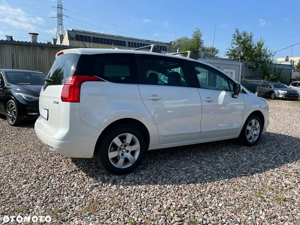 Peugeot 5008 2014 photo 4