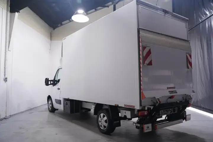 Nissan Interstar 2024 photo 3