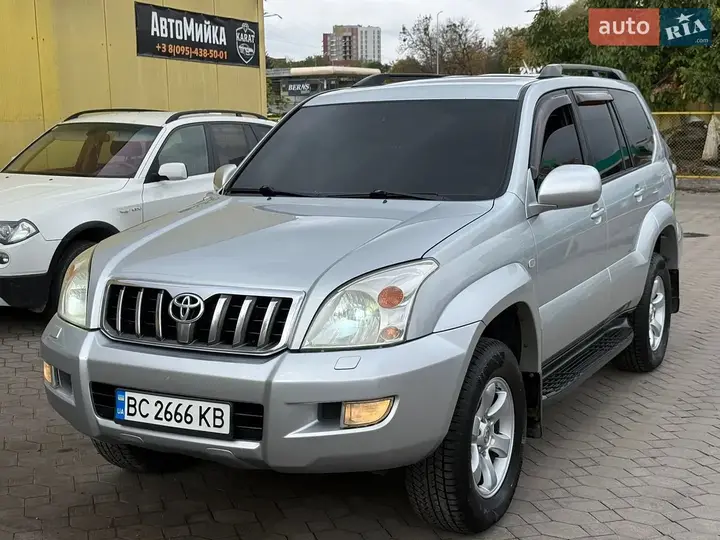 Toyota Land Cruiser Prado 2004 photo 2
