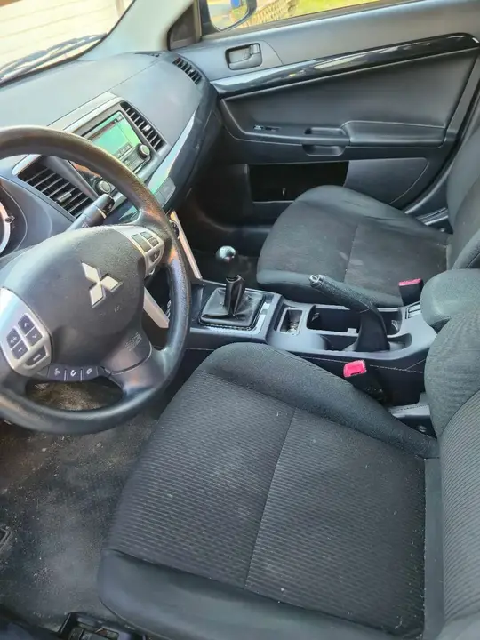 Mitsubishi Lancer 2016 photo 4